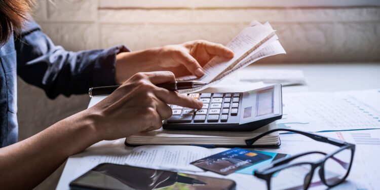 malaysia living expenses